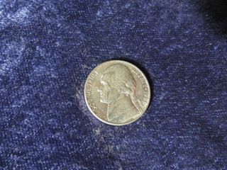 1986 - D Jefferson Nickel Vintage Monticello 5 Cents Coin - Flip photo