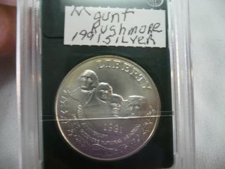U.  S.  Mount Rushmore 1991 Commemorative Silver One Dollar Coin photo