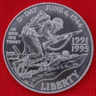 Usa: 1993 D Dollar,  World War Ii 50th Anniversary, .  900 Silver - Top Grade photo