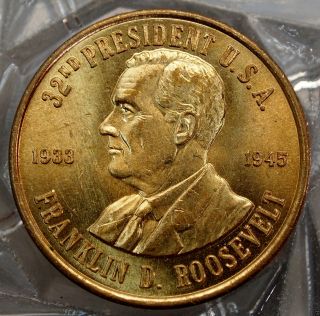 Franklin Roosevelt 32nd President Of The U.  S.  A.  Brass Collectors Token. . .  10509 photo