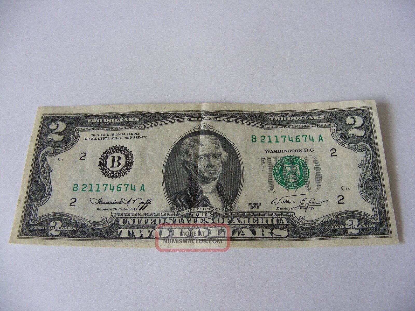 1976 $2 Uncirculated Federal Reserve Note B 21174674 A Green Seal Small Size Notes photo