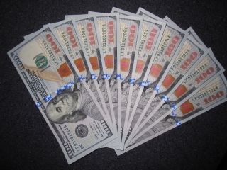 Ten 2009a Series $100 Dollar Bills,  Crisp,  Consecutive Numbers photo