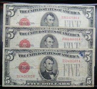 Three 1928 Five Dollar United States Red Seal Notes As Pictured 2986a Pm4 photo