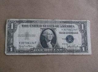 1935 - D $1 Silver Certificate Clarke / Snyder Historic Blue Seal Well Circulated photo