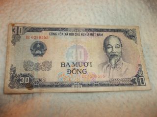 Vintage Banknote Cong Hoa X A Hoi Chu Nghia Viet Nam 30 Ba Muoi Dong 1985 photo