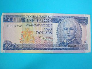 Barbados J.  R.  Bovell Two Dollat Banknote 1980 Crisp photo