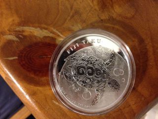 5 Troy Oz Fiji Taku 2013 Silver Coin.  999 Fine Zealand Hawksbill Turtle photo