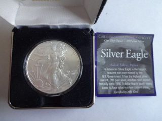 2013 American Eagle One Ounce Silver Uncirculated Coin/display Box And photo