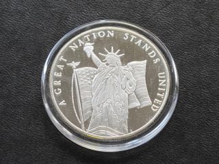 A Great Nation Stands United Silver Art Round 1 Troy Ounce C0315 photo
