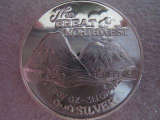 Mt.  St.  Helens And Mt.  Hood 1 Troy Oz.  Frosty Silver Round photo