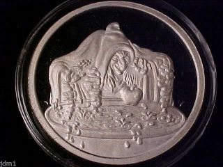 Witch Disney Snow White One Oz.  999 Silver Round Coin W/ Box & S/h photo