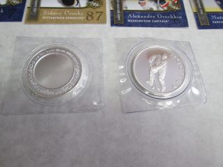 1 Oz.  999 Fine Silver Hockey Coin Round photo
