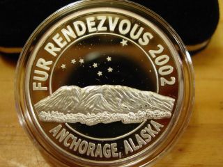 Alaska 2002 Fur Rendezvous Medallion.  999 Fine Silver Proof Troy Oz Round photo
