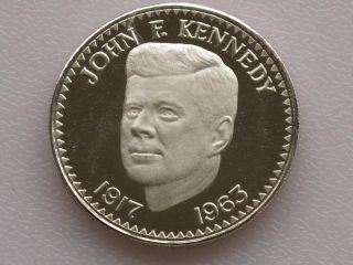 John F.  Kennedy 1917 - 1963 Silver Proof Medal Franklin D0545 photo