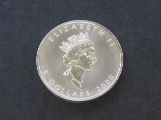 Queen Elizabeth Ii Canada Silver Art Round A9364 photo