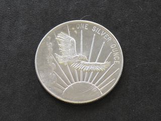 Soaring Eagle Silver Art Round Southeast Refining A9101 photo