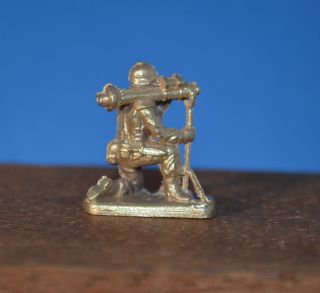 Hand Casted Solid 14k Gold Us Modern Infantry Army Man 8.  7g 14k Gold photo