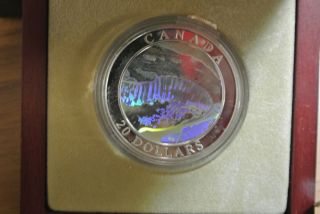 Royal Canadian Niagara Falls Holographic $20 Silver Coin 2003 photo