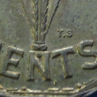 Rare Canadian 1943 5 Cent - Tombac V Nickel - Error Coin - photo