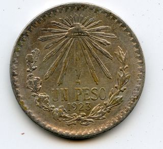 1923 1 Un Peso Silver Coin 4 0.  720 Mexico photo