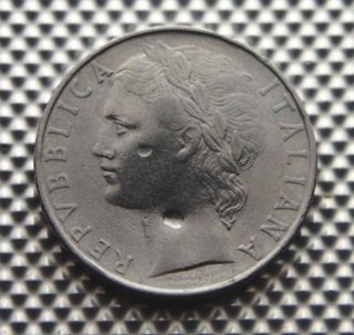 Italy 100 Lire 1962 Km 96.  1 Error Coin photo