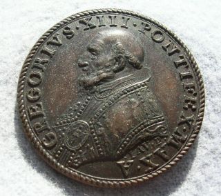 1577 Pope Gregorivs Xlll Bronze Medal,  Pontifex Max - A,  Roma,  Tvtvm Regimen photo