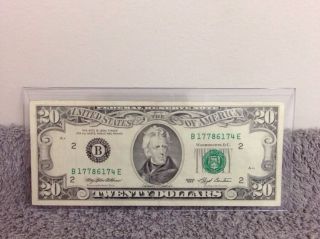 1993 Series 20$ Old Style Bill Serial B17786174e photo