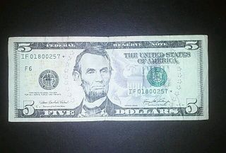 2006 $5 Dollar Federal Reserve Star Note S/n If 01800257 photo