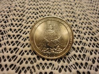 2012 - P Hawaii Volcanoes America The Quarter. . . .  Looking Coin photo