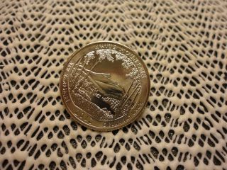 2013 - D White Mountain America The Quarter. . . .  Looking Coin photo
