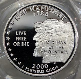2000 - S Deep Cameo Proof Hampshire State Quarter. . . .  10121 photo