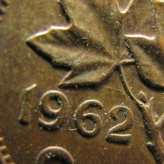 Canada One Cent 1962 Penny Hanging 2 Variety Error photo