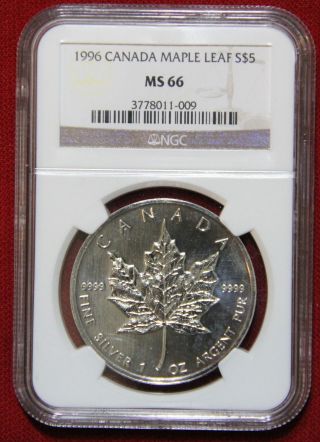 1996 Canadian Silver Bullion Maple Leaf.  9999 Pure 1 Oz Ngc Ms - 66 Key Date photo