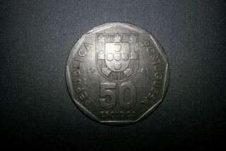 Portugal 50 Escudos,  1987 photo