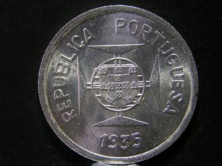 1 Rupia - India - 1935 - 12.  0000 G. ,  0.  9170 Silver 0.  3538 Oz.  Km 22 - Uncirculated photo