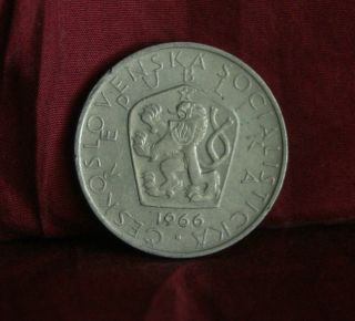 1966 Czechoslovakia 5 Korun Nickel World Coin Km60 Lion Socialist Shield Czech photo