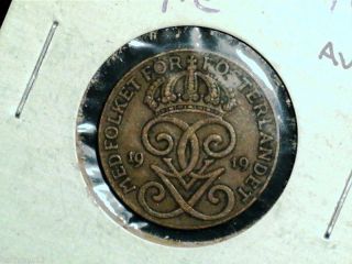 1919 Sweden,  2 Ore,  Gustaf V,  Grade,  Scarce World Coin photo