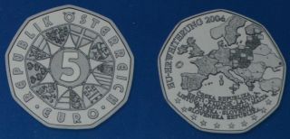 2004 Austria Österreich 5 Euro Coin 