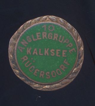 Germany Angler Gruppe Kalksee Rudersdorf Fisherman Vintage Enameled Badge photo