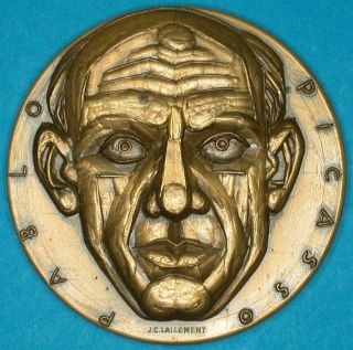 Pablo Picasso / Spanish Painter / Rare Xlarge Bronze Medal photo