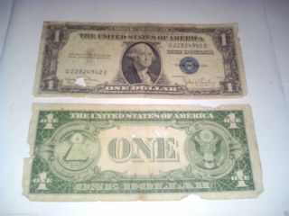 Us Currency 1935 D One Dollar Silver Certificate Old Paper Money. photo