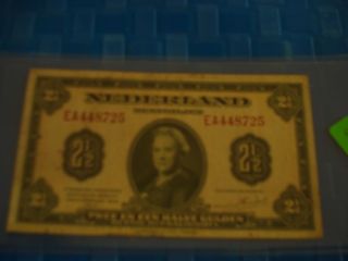 Nederland Muntbiljet Twee En Een Halve Gulden 1943 photo