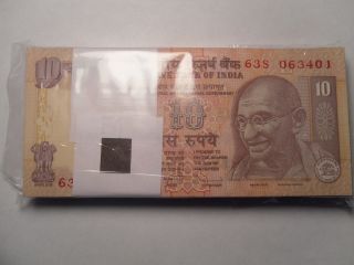 - India - Full Pack - Rupees 10/ - Mahatma Gandhi - Year:2009 (3) - Uncirculated photo
