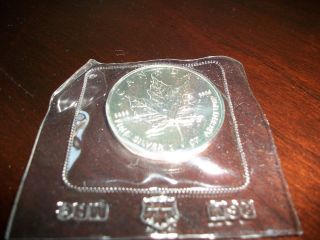 Rare,  1988 Canadian Maple Leaf,  $5 Five Dollar 1 Oz Fine.  999 Silver Coin photo