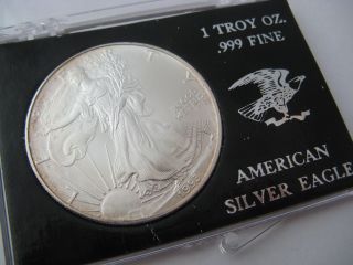 1993 1 Troy Oz.  999 Fine American Silver Eagle One Dollar Liberty Walking Us photo