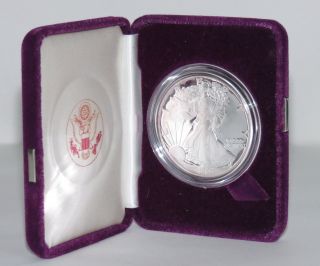 1989 S American Eagle Silver Dollar Proof With Case & photo