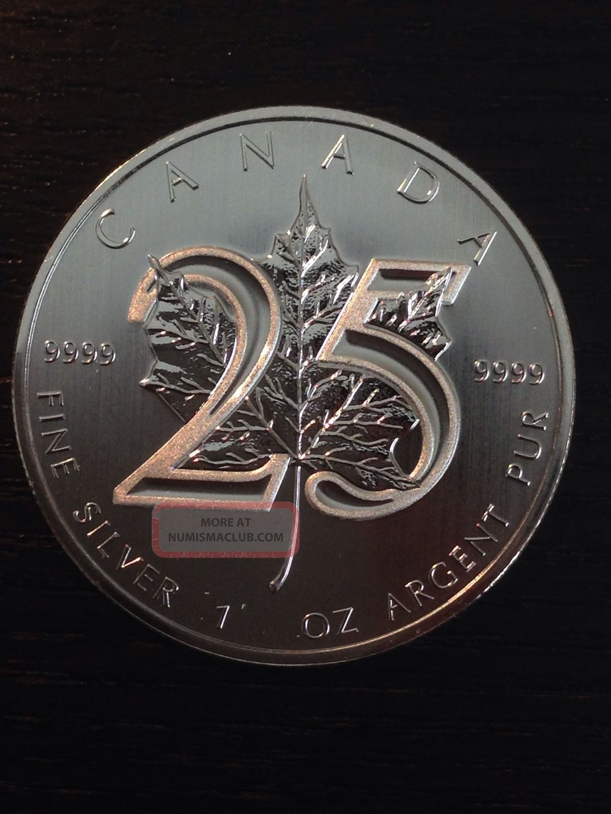 2013 1oz " Canadian Maple Leaf 25th Anniversary ". 9999 Silver Coin