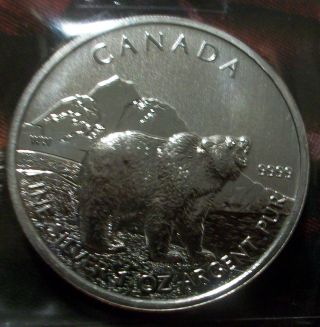 2011 1 Oz Canadian Silver Grizzly Bear Wildlife Series.  9999 photo