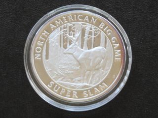 Columbia Black Tailed Deer Silver Art Round North American Big Game C4572 photo