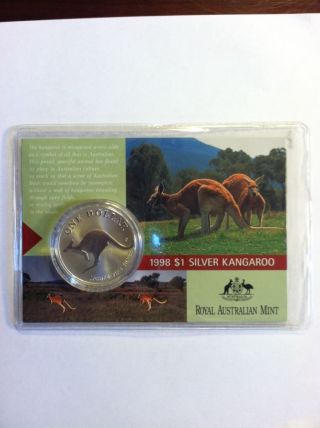 1998 1oz.  999 Pure Silver $1 Kangaroo Frosted Uncirculated Carded Coin photo